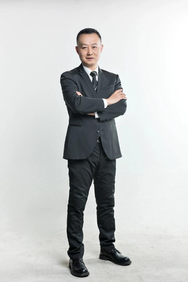 林致远 项目运营总监